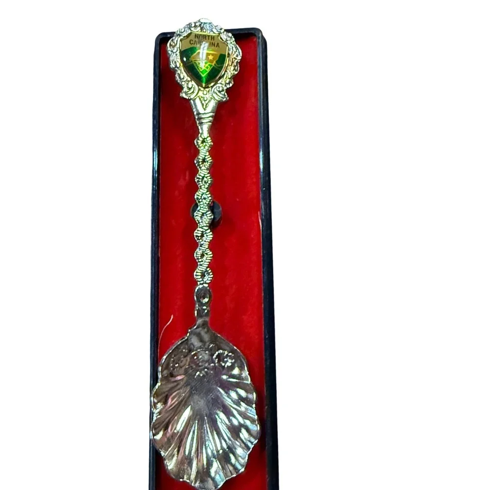 Vintage North Carolina Souvenir Spoon Shell Bowl Enamel Tar Heel State Japan